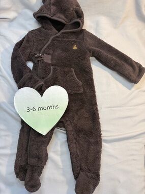 Baby  gap - plush convertible footed bunting bag/outerwear. Size 3-6 months